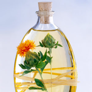 safflower-oil-vitamin-400x400