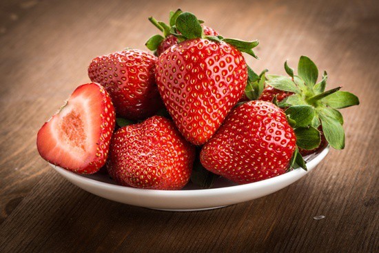 trai dau tay strawberries